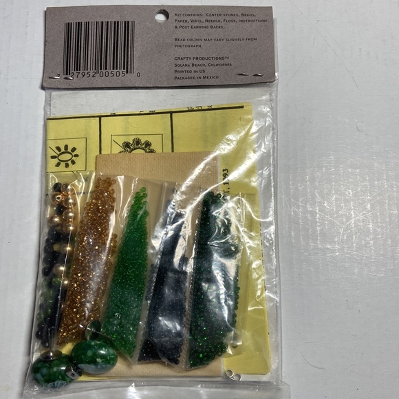 Vintage Beading kit by Crafty Productions - Picture 3 of 5